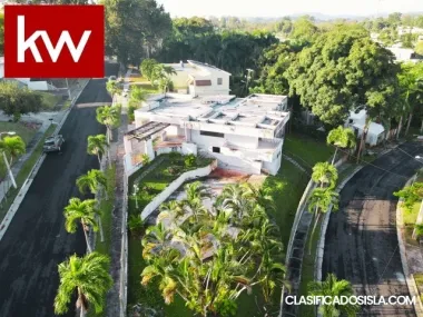 Urb. Milaville, Casa en San Juan