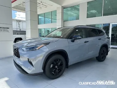 Toyota Highlander 2025
