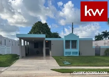 Urb. Los Montes, Casa en Dorado