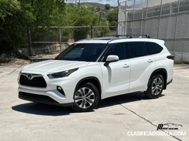 Toyota Highlander XLE 2021