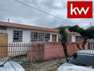 Urb. Jardines De Country Club