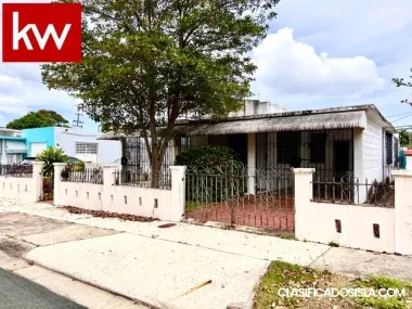 Urb. Caparra Heights, Casa en S J