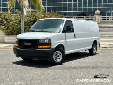 GMC Savana Cargo Van 2022