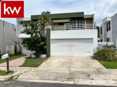 Casa en Urb. Parque Del Rio