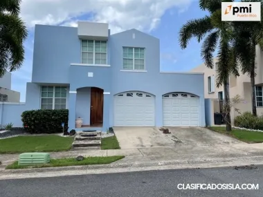 Casa de 2 niveles, 4 h, 2.5 Baños