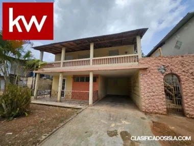 BO. TIBURONES, CASA EN BARCELONETA