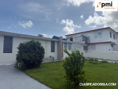 CASA, 4 CUARTOS, 2 BAÑOS 3 PARKING