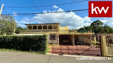 Bo. Maguayes, Casa en Barceloneta