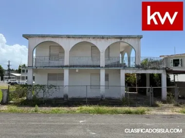 Urb. Villa Flores, Casa en Ceiba