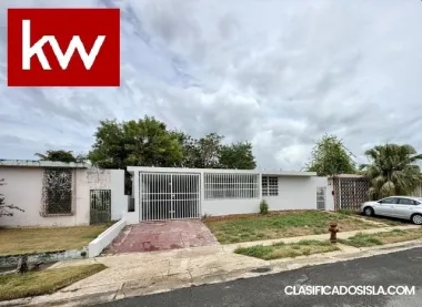 Casa en Urb. University Gardens