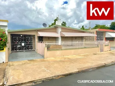 Casa en Urb. Reparto Metropolitano