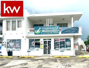 Bo Guaniquilla, Comercial en Aguada