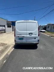 Se vende transit xlt 2014