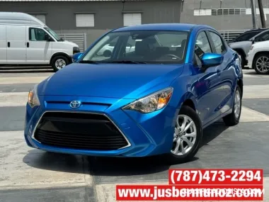 TOYOTA YARIS STANDAR ,17 MIL MILLAS