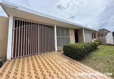 Hermosa y amplia casa familiar en alquiler