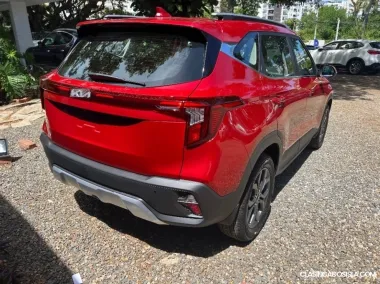 Kia Seltos Rojo Pasion Del Año, Esperandote En El Dealer!!