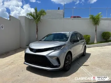 2025 Toyota Sienna