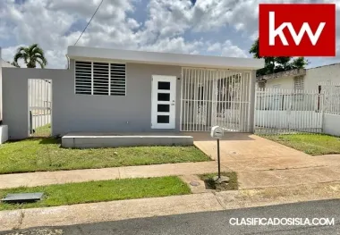 Urb. Las Colinas, Casa en Toa Baja