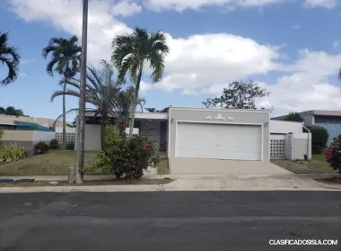 Disponsible casa en toa alta 