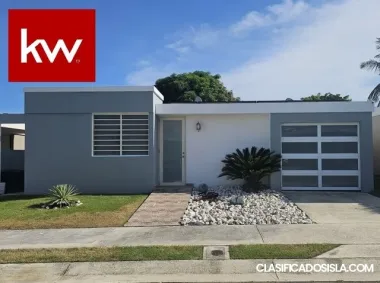 Casa en Urb. Palacios Del Sol