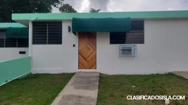 Se renta casa 3cuartos 2baños