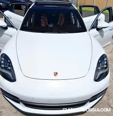 Porsche Panamera 4 E HYBRID 2018