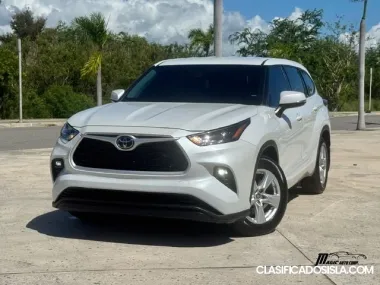 Toyota Highlander LE 2022