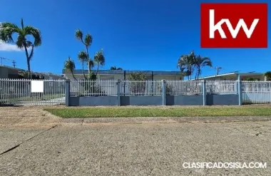 Bo. Borinquen, Casa en Aguadilla