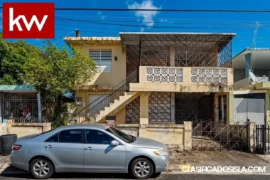 Casa en Urb. Eduardo J. Saldaña