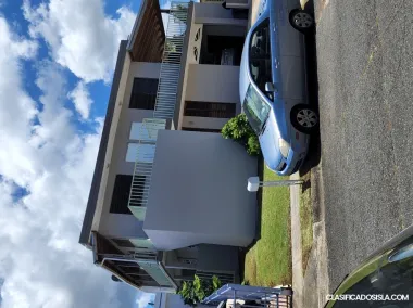 Casa Familiar - disponible enero 2026