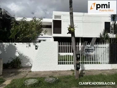 Townhouse en SJ, 3 Cuarto, 2.5 Baño