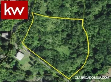 Terreno en Bo. Macana Del Rio